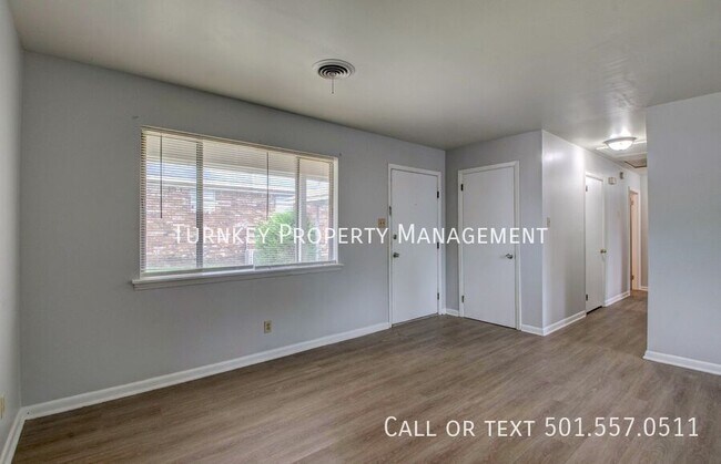 Building Photo - 4407 Lynn Ln