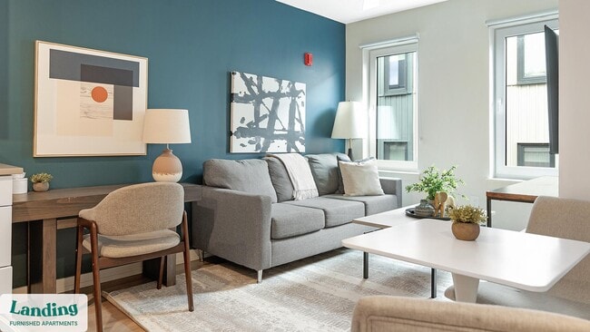 Building Photo - 2009 N Howard St