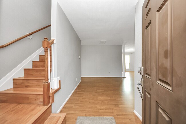 Building Photo - 3007 Cotter Lake Cir