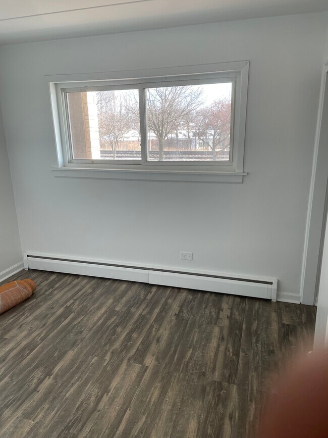 Building Photo - 1307 College Ave