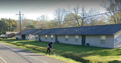 Building Photo - 5632 LA-182