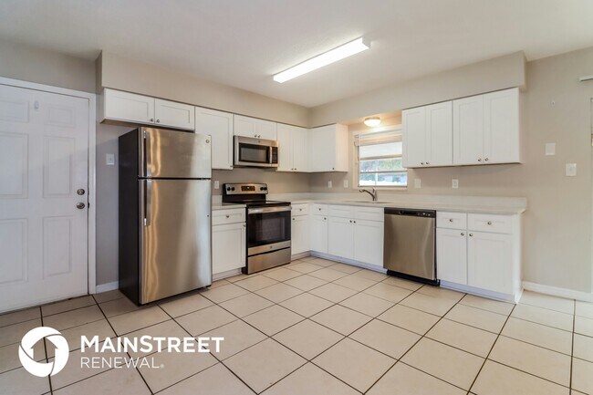 Foto del edificio - 2258 Village Ct