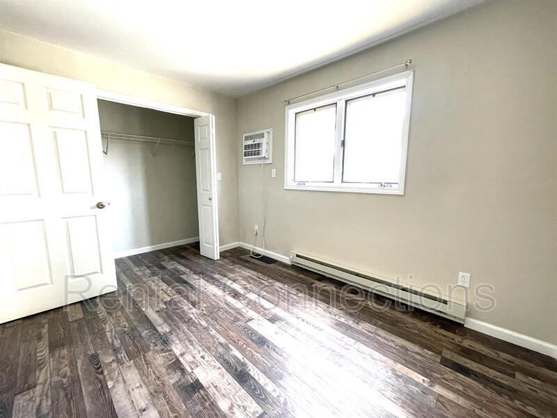 1020 S 14th St Unit ., Herrin, IL 62948 Condo for Rent in Herrin, IL