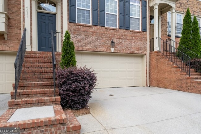 Photo - 4637 Wehunt Commons Dr Townhome