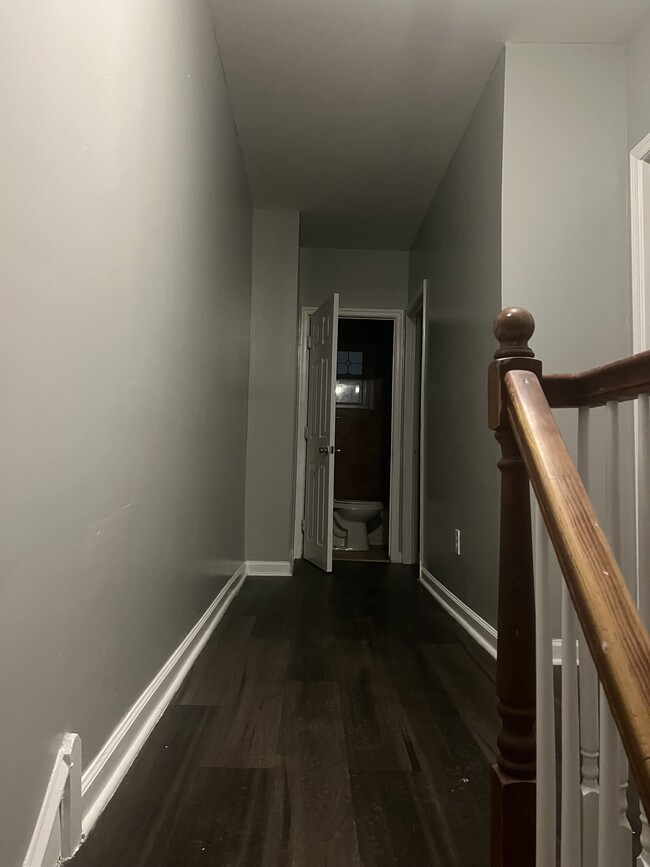 Building Photo - 870 Marcella St