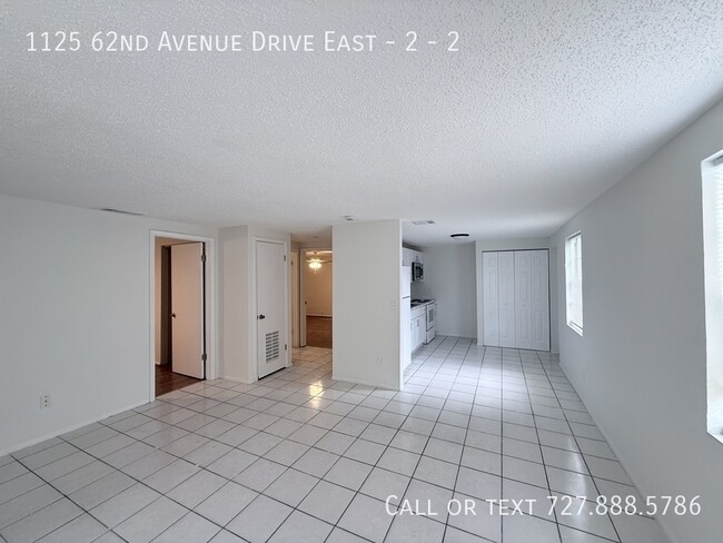 Building Photo - 1125 62nd Ave Dr E