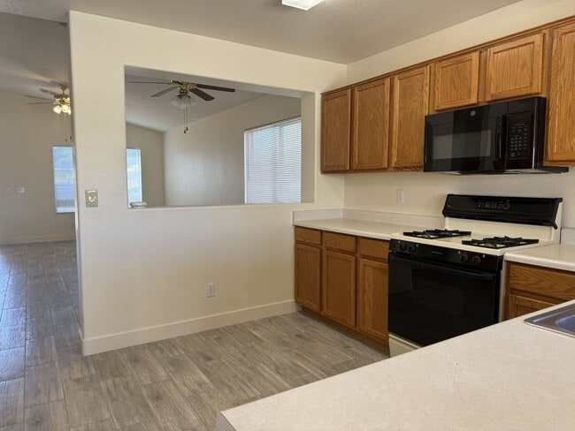 Building Photo - 8538 E Calypso Ave