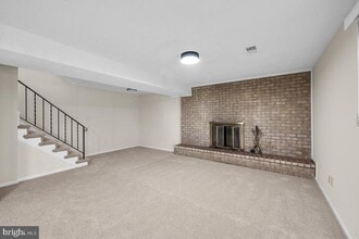 Building Photo - 6614 Grey Fox Dr