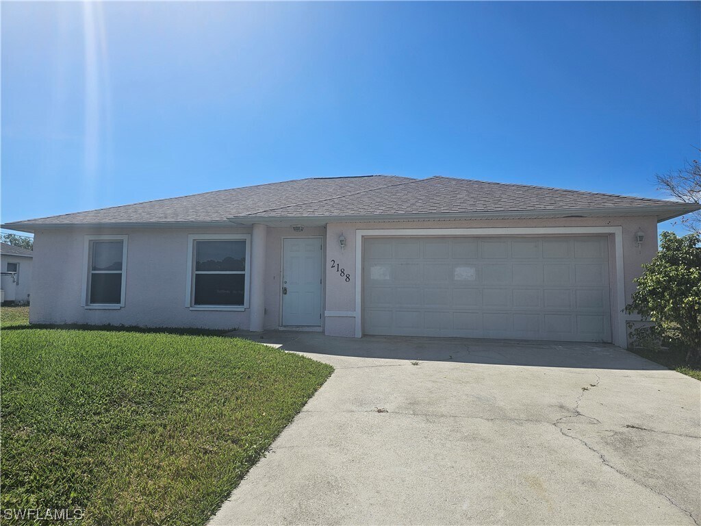 2188 Lincoln Park Ave, Alva, FL 33920 House Rental in Alva, FL