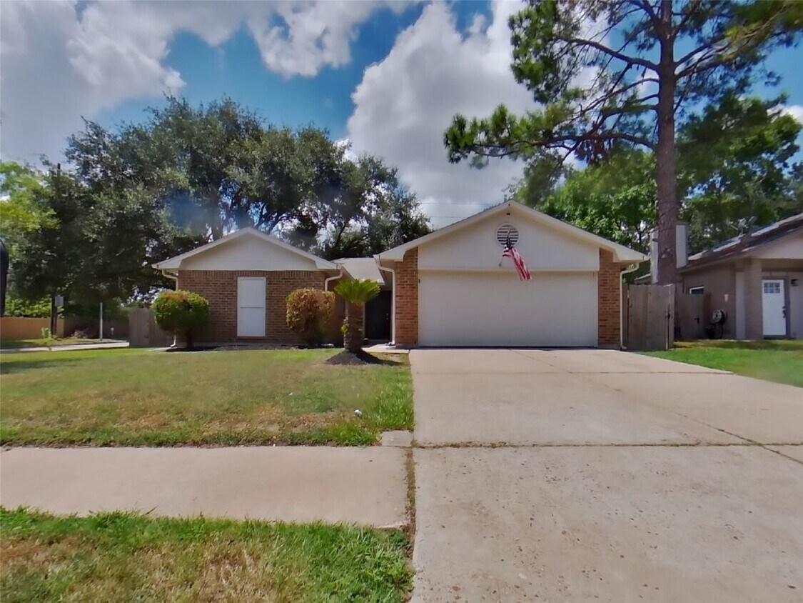 Primary Photo - 7434 Tetela Dr