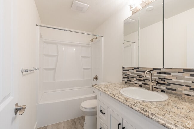 2BR, 1BA - 766SF - Bathroom - Images Garden View Apartments