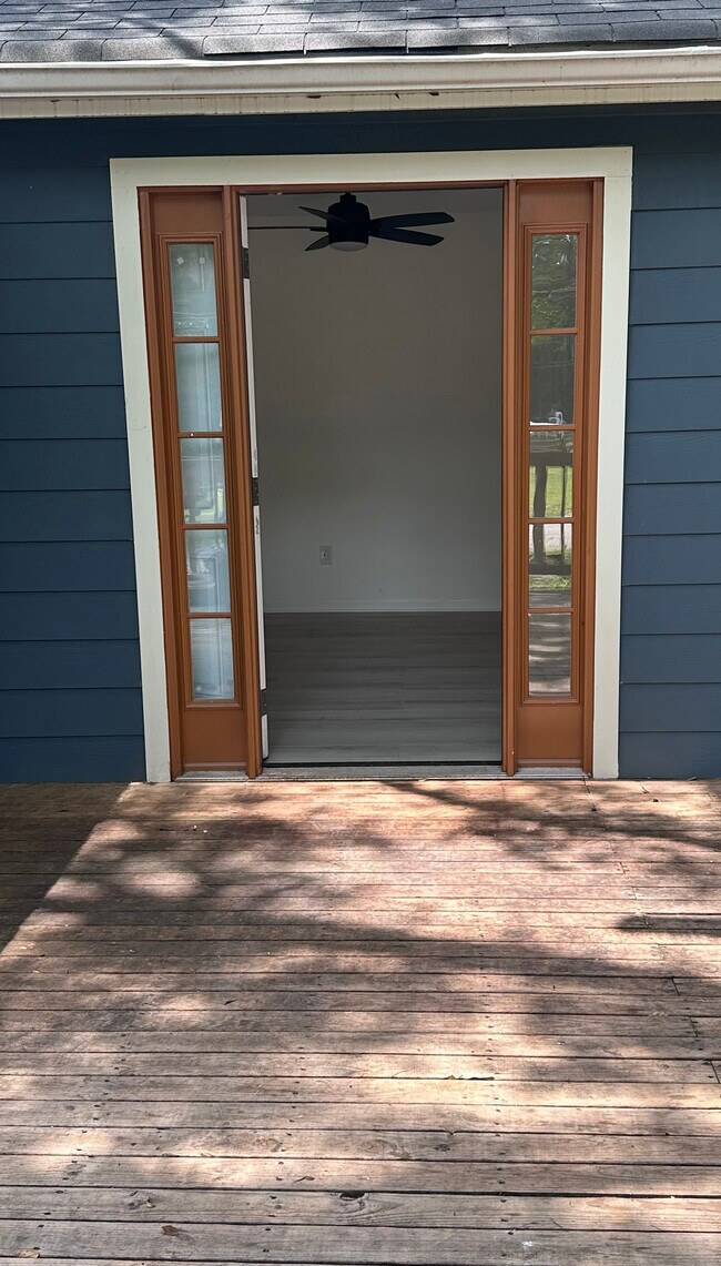 Front and Back entry - 2221 Jernigan Dr SE