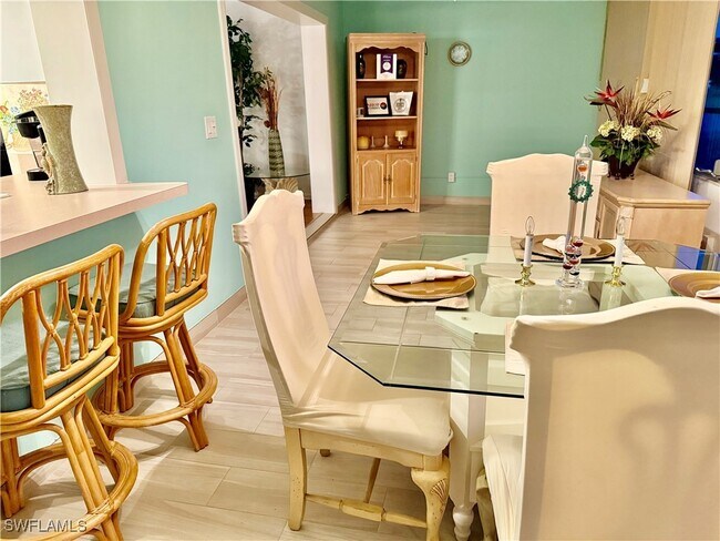 Foto del edificio - 4187 Lakewood Blvd