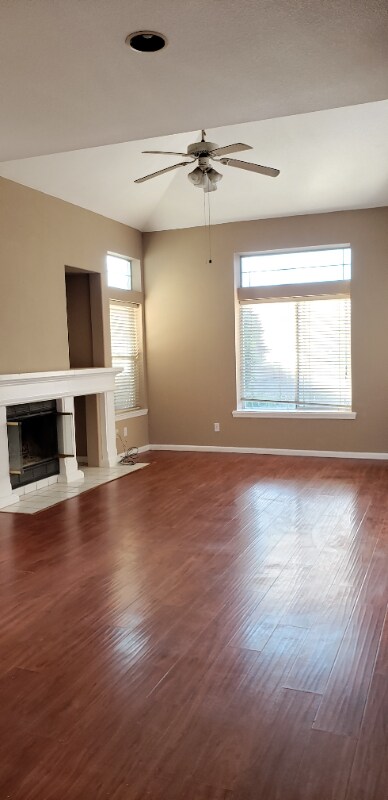 Building Photo - 2249 Fallwater Ln