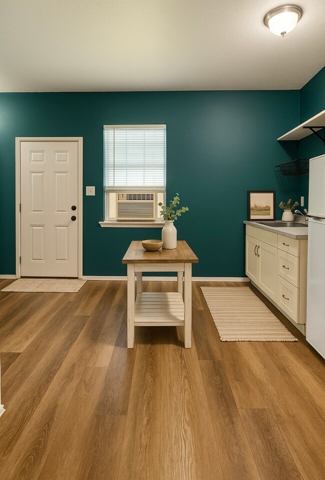 Foto del edificio - 502 W Lang St