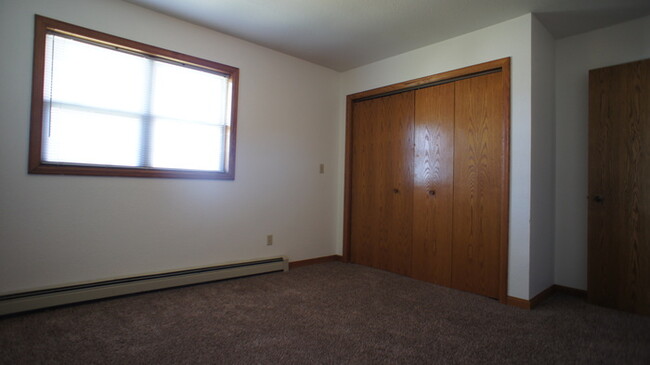 Building Photo - 1216 Northpoint Dr