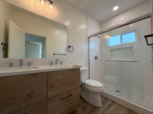 Foto del edificio - BRAND NEW (2026) 5 Bed / 2 Bath House on Faber - Close Walk to Campus!