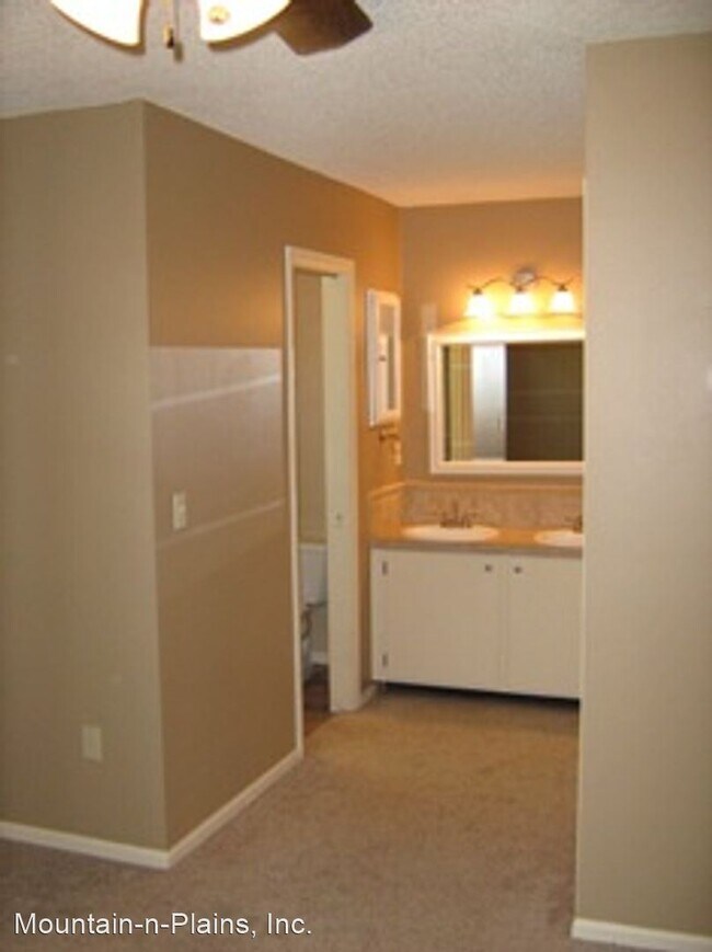 Building Photo - 3 br, 2 bath House - 1518 Glenhaven Drive