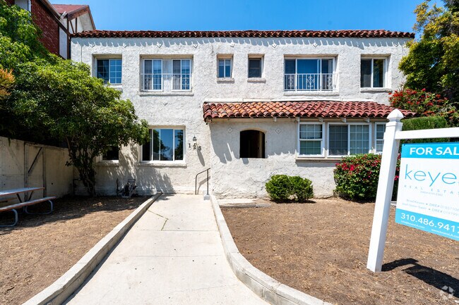 125 Chestnut St. Glendale, CA - 125 W Chestnut St