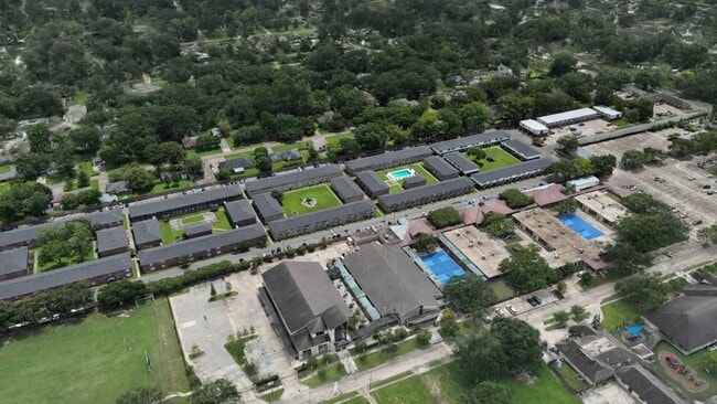  - Goodwood Court at Mid-City