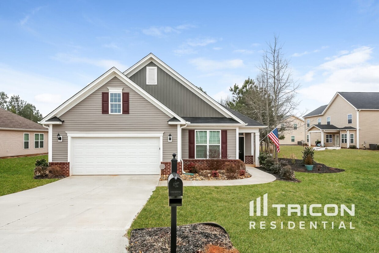 Foto principal - 508 Beechcreek Dr