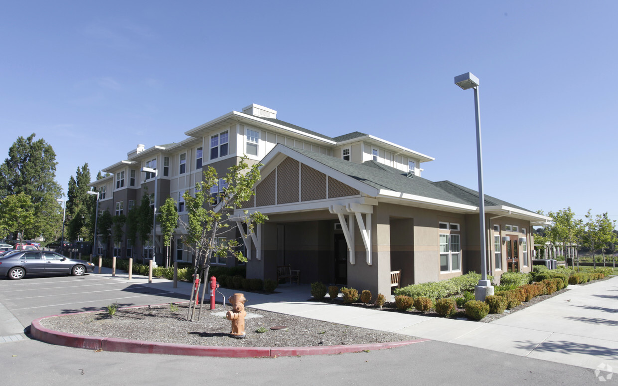 Samara Terrace Senior Apartments - Apartments in Hercules, CA ...