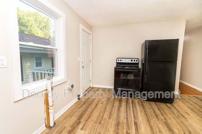 Foto del edificio - 2215 Allin St