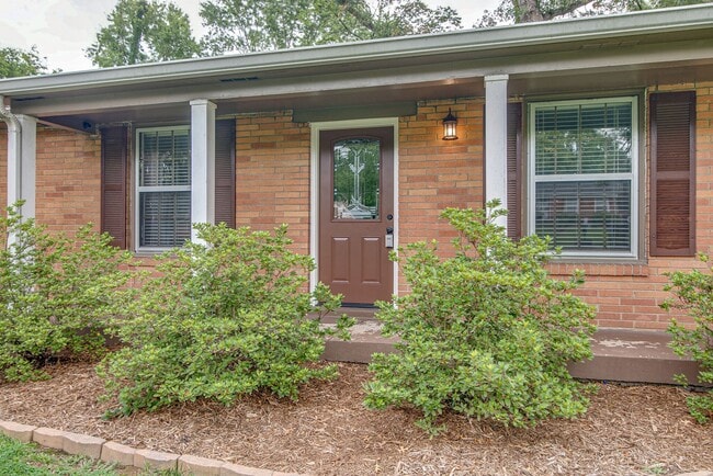 Photo - 4736 Danby Dr House