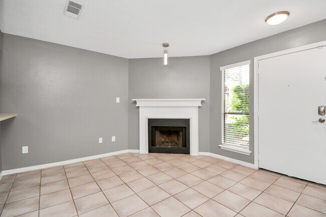 Foto del edificio - 12755 Mill Ridge Dr