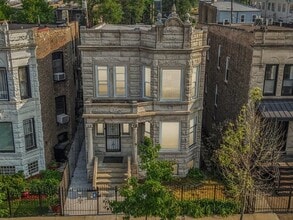 Building Photo - 3220 W Polk St