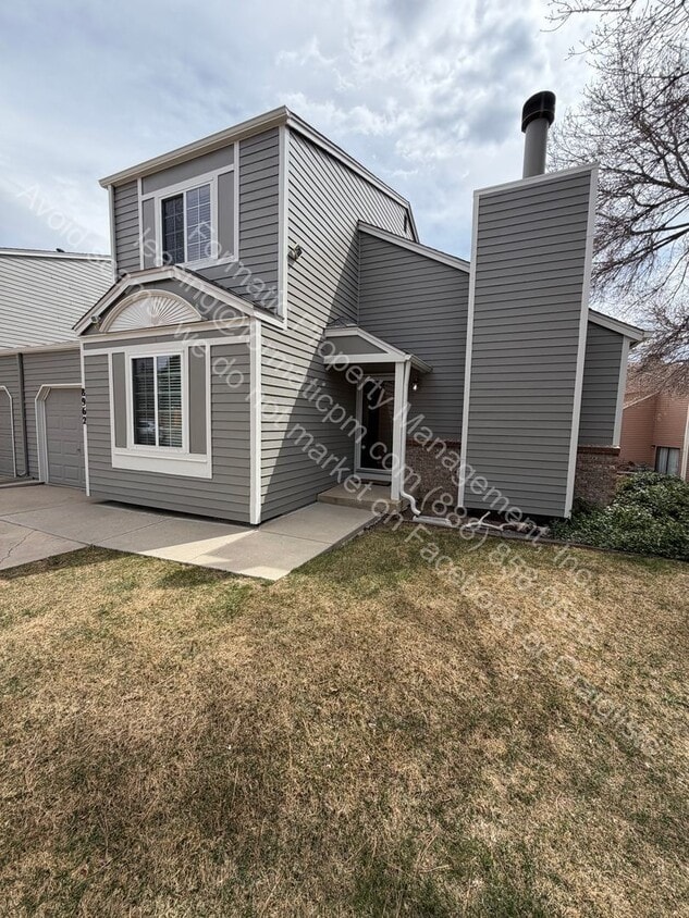 Photo - 8962 West 89th Place