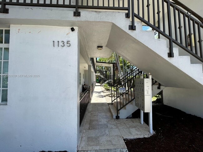 Foto del edificio - 1135 92nd St