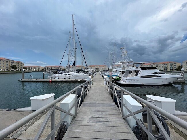 Foto del edificio - 5 Harbour Isle Dr W
