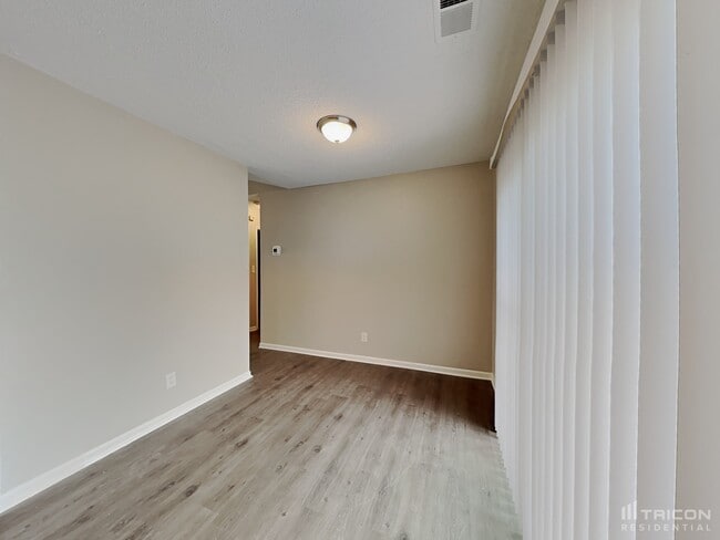 Building Photo - 9923 Austin Samuel Pl