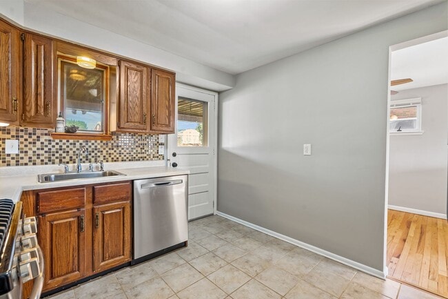 Photo - Newly updated 3Bed/1.5bath in West Mifflin House