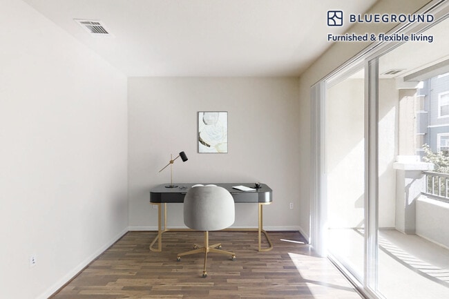 Building Photo - 1099 Admiral Ct