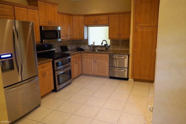 Foto del edificio - 3 br, 2.5 bath Townhome - 8292 Via Leonessa