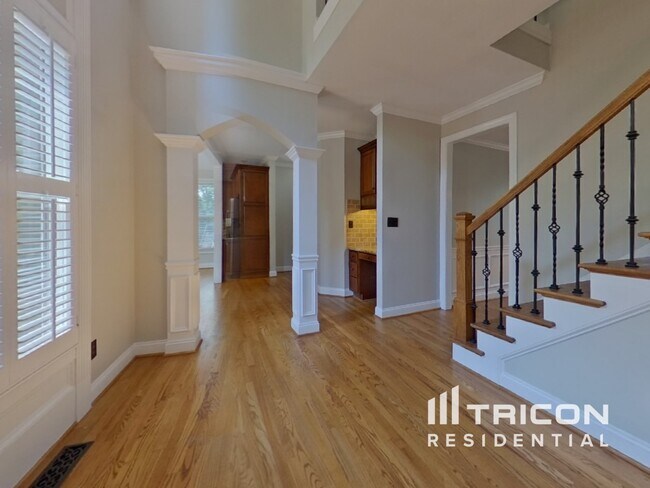 Foto del edificio - 391 Spring Willow Dr NW