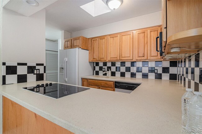 Foto del edificio - 5532 S Greenwood St