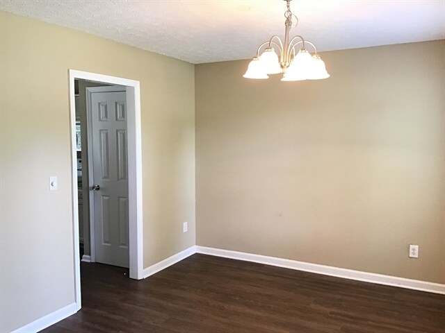 Building Photo - 4004 Dell Drive