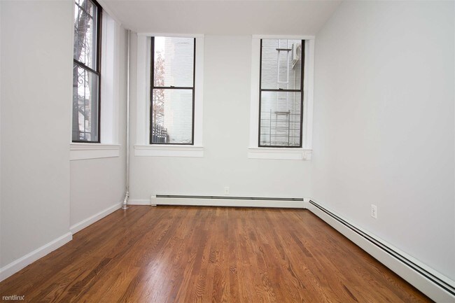 Building Photo - 2 br, 1 bath  - 1601 Gates Ave