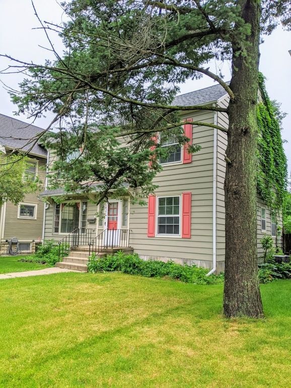Exterior - 1634 3rd Ave SE