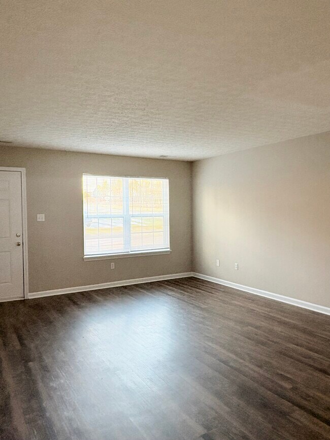 Foto del edificio - 1956 Sandra St