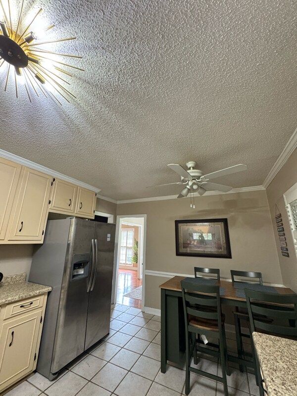 Foto del edificio - 2221 Wallington Dr