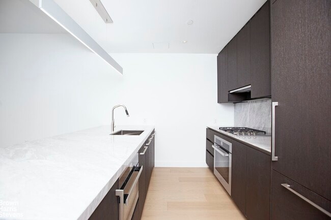 Building Photo - 15 Hudson Yards