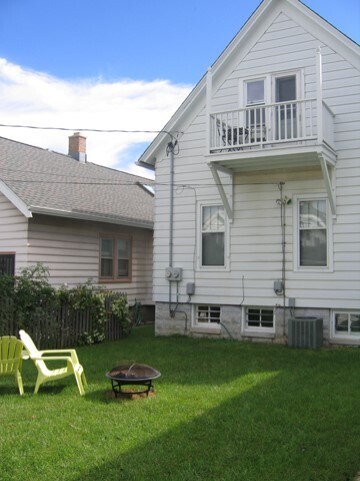 Building Photo - 3441 N Bremen St