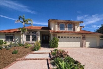 Building Photo - 12304 Louise Ave