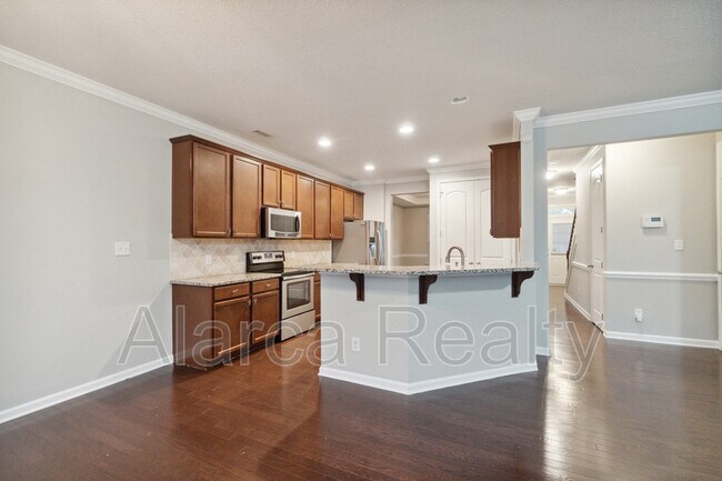 Building Photo - 188 Silverspring Pl