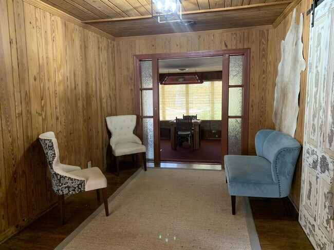 Foto del edificio - 1004 Harrington Ave