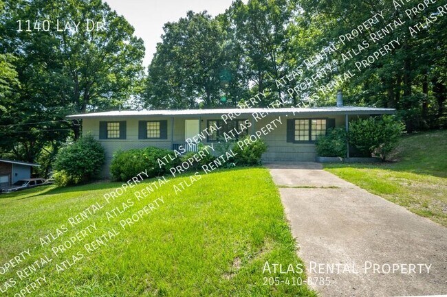 Building Photo - 1140 Lay Dr